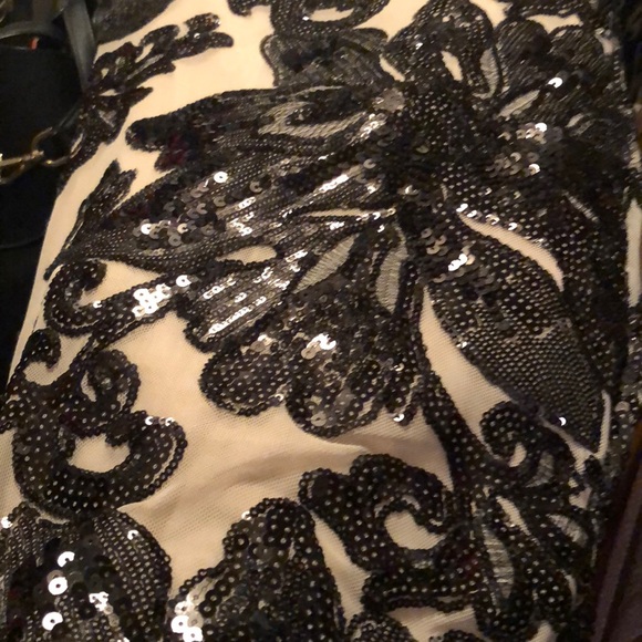 Black sequin Fitted Dress - Picture 4 of 7